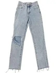 Superdown - Dylan Distressed Denim Jeans in Light Wash Blue