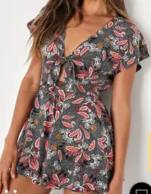 NWT Lulus Dondi Navy Blue Floral Romper Size Medium