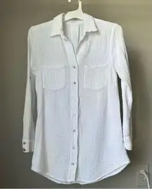 White muslin shirt​