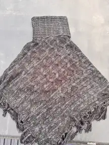 Coco + Carmen Poncho Black Grey