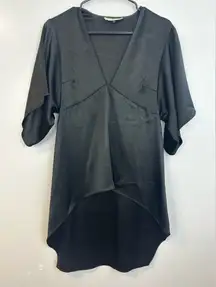 Halston Heritage Black Satin Hi-Low Kimono Sleeve V-neck Top/Blouse Size Small