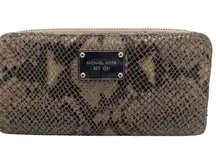 MICHAEL KORS  Animal Print Zip Around Wallet