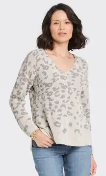 NWOT Knox Rose Leopard Textured V-Neck Pullover High-Low Hem Sweater