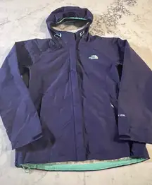 The North Face Hyvent 2.5L Rain Jacket Womens Medium Purple Waterproof Hooded