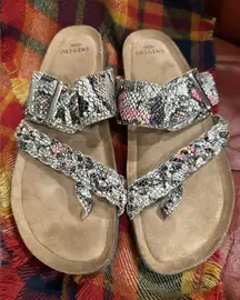 EARTH ORIGINS Onida Braided Toe-Post Leather Sandals  multicolor