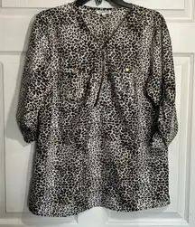 Mileage women’s XL Leopard print top - 3/4 roll-tab sleeves