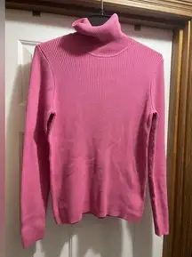 Gap Large pink turtleneck