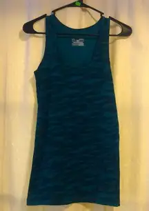 🎉4 for $20 Under Armour Medium Blue Camo Tank