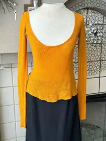 Free people light weight long sleeve knit scoop sweater xs orange relaxed fit