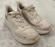 Hoka One One Arahi 7 – Women’s Size 11 – Cream & Pink