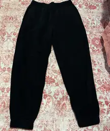 black hollister sweatpants 