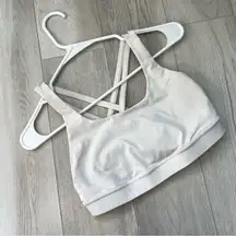 Lululemon Energy Bra strappy sports womens White (size 6) workout activewear gym