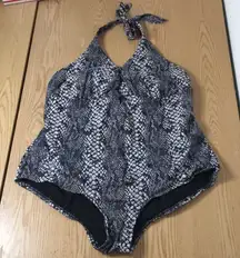 Bin 9 Womens Snake Print Catalina size 2X(18W-20W) 1 piece swimsuit