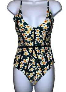 Cupshe  adorable one piece swimsuit! It’s new and cute as can be!