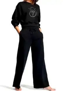 VICTORIA'S SECRET Stretch Fleece Crewneck Diamond Signature Design Set Black