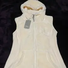 03BW.-  Hopper Zip Thru Vest.