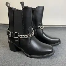 Pazzle Chain Accent Ankle‎ Boots Women's Black Block Heel Square Toe Sz 7.5 NWOT