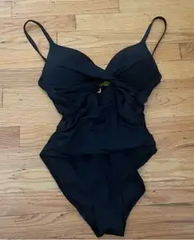 La Blanca Black One Piece Size 4