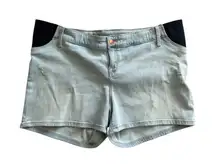 ISABEL Maternity Light Wash Denim Shorts Size 16 NEW NWT