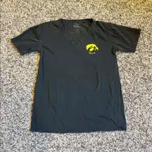 Womens Iowa Hawkeyes shirt