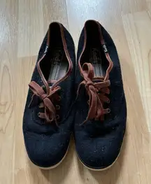 Size 8.5 navy and brown Keds Champion sneakers