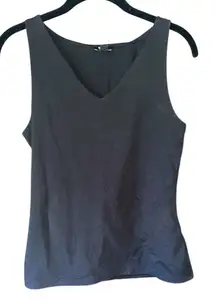 Classic Black V-Neck Sleeveless Tank Top Blouse Basic Essential Layering Cami‎