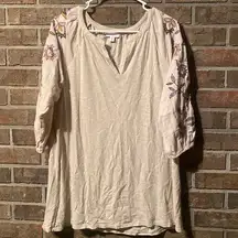 - J Jill tan/neutral embroidered sleeve top size medium