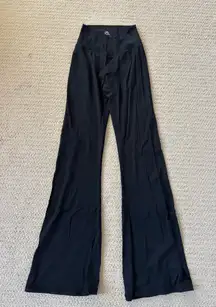 Amazon Flare Leggings