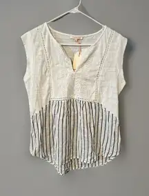 Skies Are Blue‎ Size M Sleeveless White Blue Stripe T-Shirt Top Blouse NWT