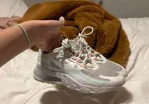 Air Max 270 React