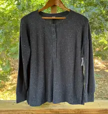 Old Navy Women's Long Sleeve Waffle Knit Top Size XS Color Coal Smoke. NEW