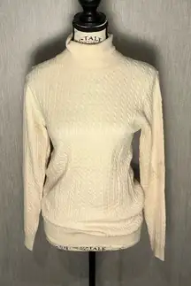 Zeagoo Cream Turtleneck Sweater Size Medium