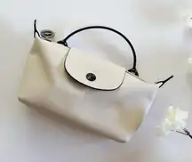 NEW Longchamp Extra Small Le Pliage Xtra Leather Clutch Paper