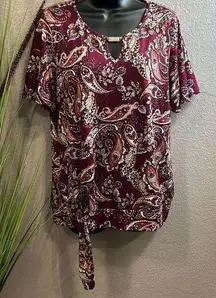 #158 AUW short sleeve printed top size small