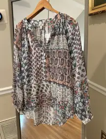 Versona Top Women's Medium Long Sleeve Sequins Black Blouse