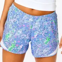 NWOT Lilly Pulitzer Luxletic Ocean Trail Shorts turtle package size XL