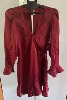 Xhilaration Junior Red Wine long sleeve ruffle v neck midi dress size medium‎