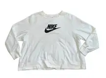 Nike Women’s  Sportswear Club Fleece Graphic Crewneck White Size 3X