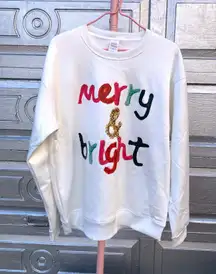 Fleece-lined and thickened Christmas sweatshirt, comfortable and warm.