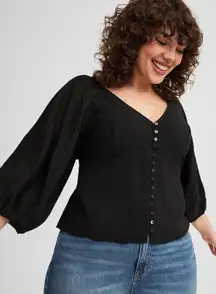 Torrid Black Button Front V-Neck 3/4 Sleeve Crop Cropped Blouse Womens Size 2/2X