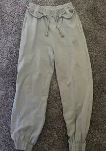 ZARA Sweatpants Green