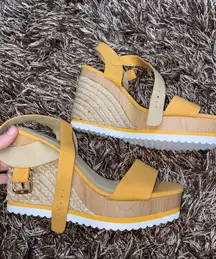 Yellow Wedges