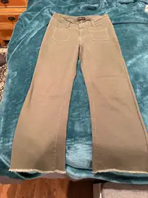 Wide leg boyfriend jeans 