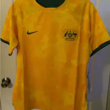 Australia 2022/23 Stadium Home Nike Football Soccer Jersey Medium‎ Women​