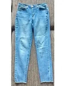 Nanette, Nanette Lepore “Gramercy Skinny” Light Wash Cut-off Jeans, Sz 6