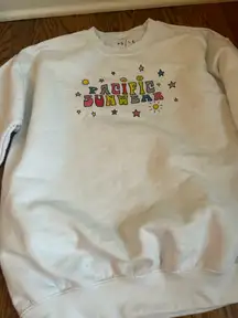 White PacSun Crewneck Sweatshirt