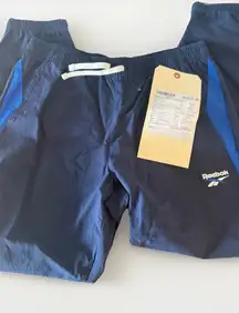 Reebok Recycled crinkle woven‎ material Women's Medium Joggers Rain Pants