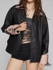 Kimchi Blue Shauna Western Oversized Faux Leather Jacket. Size Large