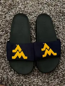 Women’s Victoria secret pink West Virginia slides sandals. New! Size medium. 