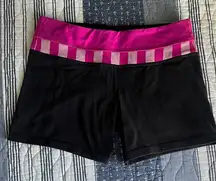 Lululemon reversible Black and pink OG groove shorts sz8